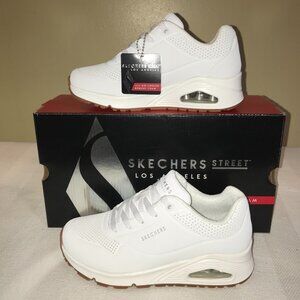 Women's Skechers Street Los Angeles UNO Stand on Air Sneakers- Size 5 (73690)